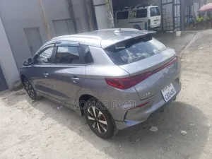 New BYD E2 43 kWh 94 hp FWD 2025 Gray