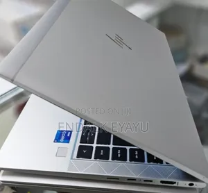 New Laptop HP EliteBook 830 G8 16GB Intel Core I7 SSD 512GB