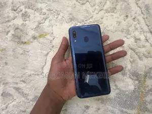 Samsung Galaxy A20 32 GB Blue