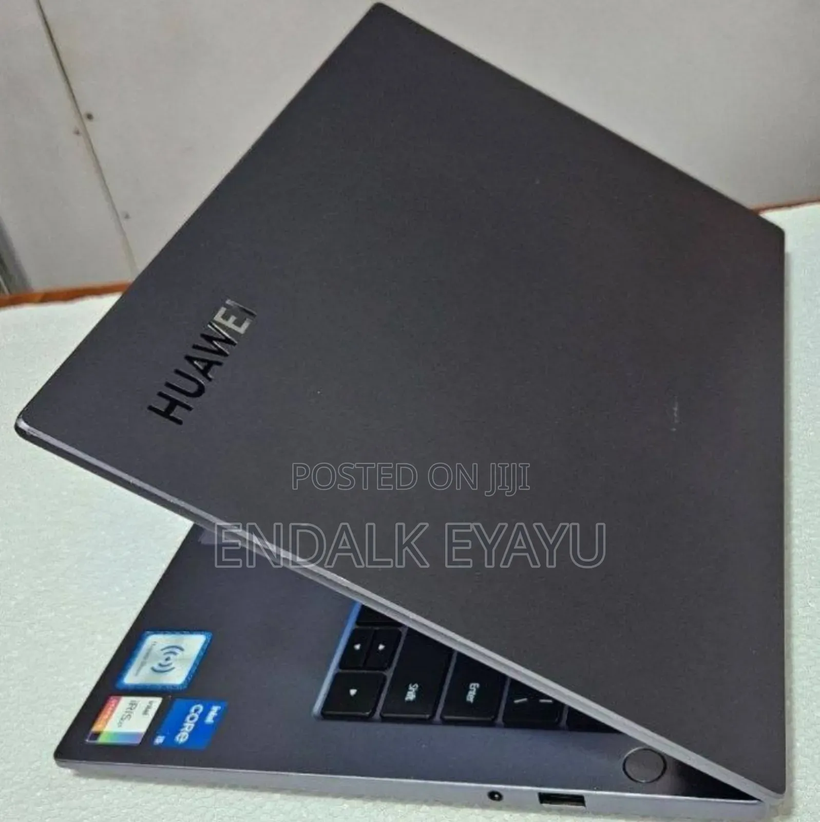 New Laptop Huawei MateBook X Pro 8GB Intel Core I5 SSD 512GB