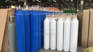 Oxygen Tank Brand New With Regulators Filled With Oxygen老闆oxygen