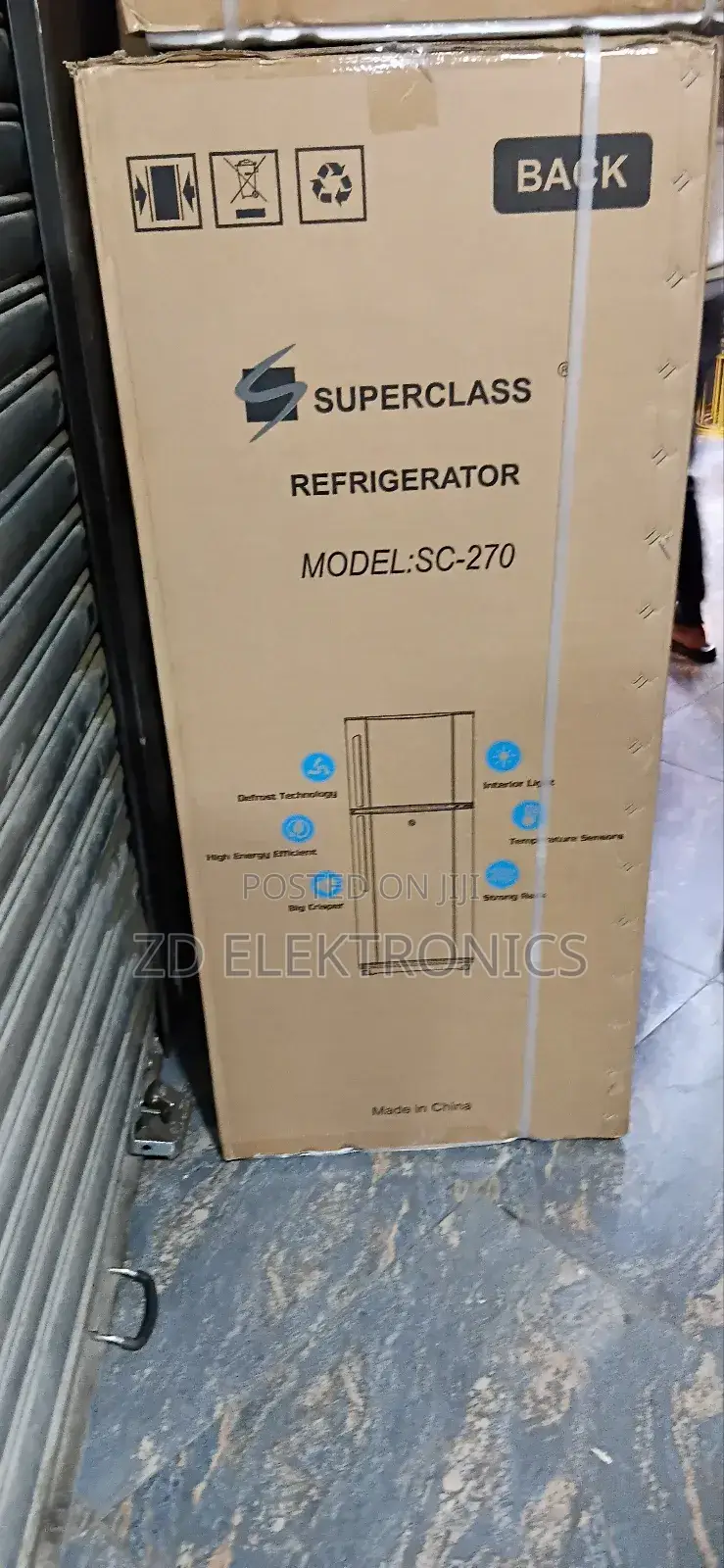 Superclass Refrlgerator Model 270