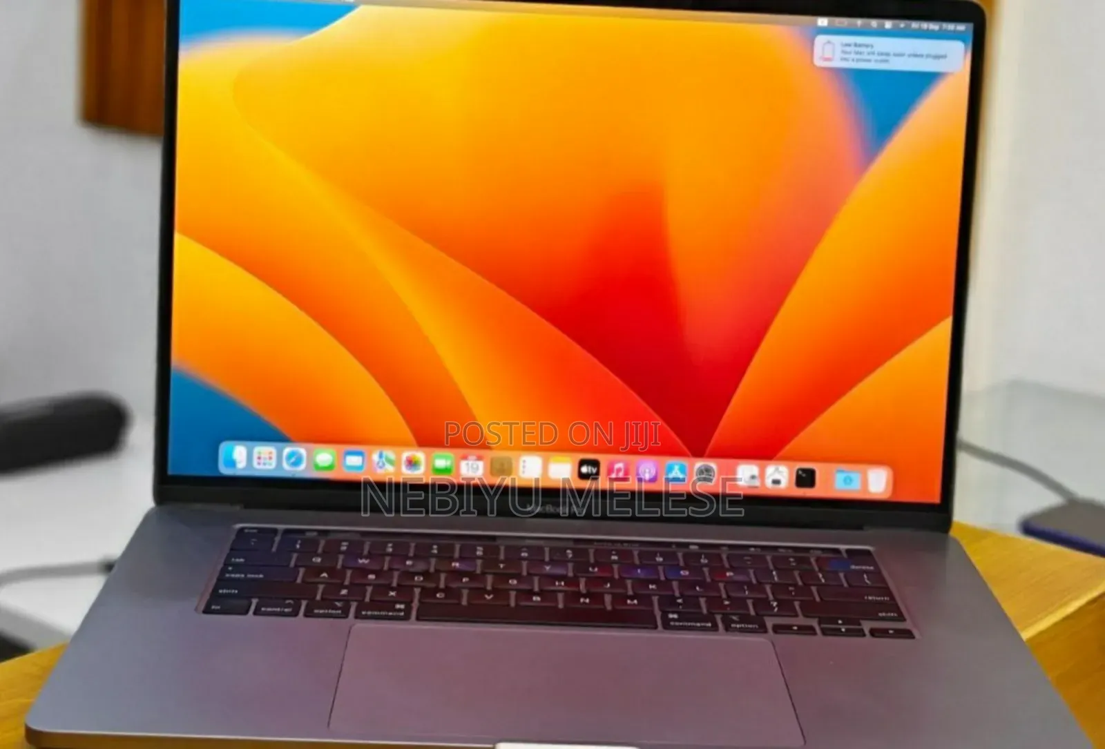 New Laptop Apple MacBook Pro 2019 16GB Intel Core I7 SSD 512GB