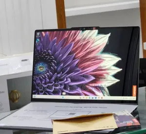 New Laptop Lenovo Yoga 7i 16GB Intel Core Ultra 7 SSD 1T