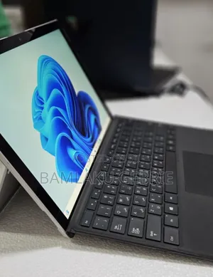 New Microsoft Surface Pro 7 8GB Intel Core I5 SSHD (Hybrid) 128GB