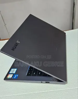 New Laptop Huawei MateBook 13 WRT-W29E 8GB Intel Core I5 SSD 512GB