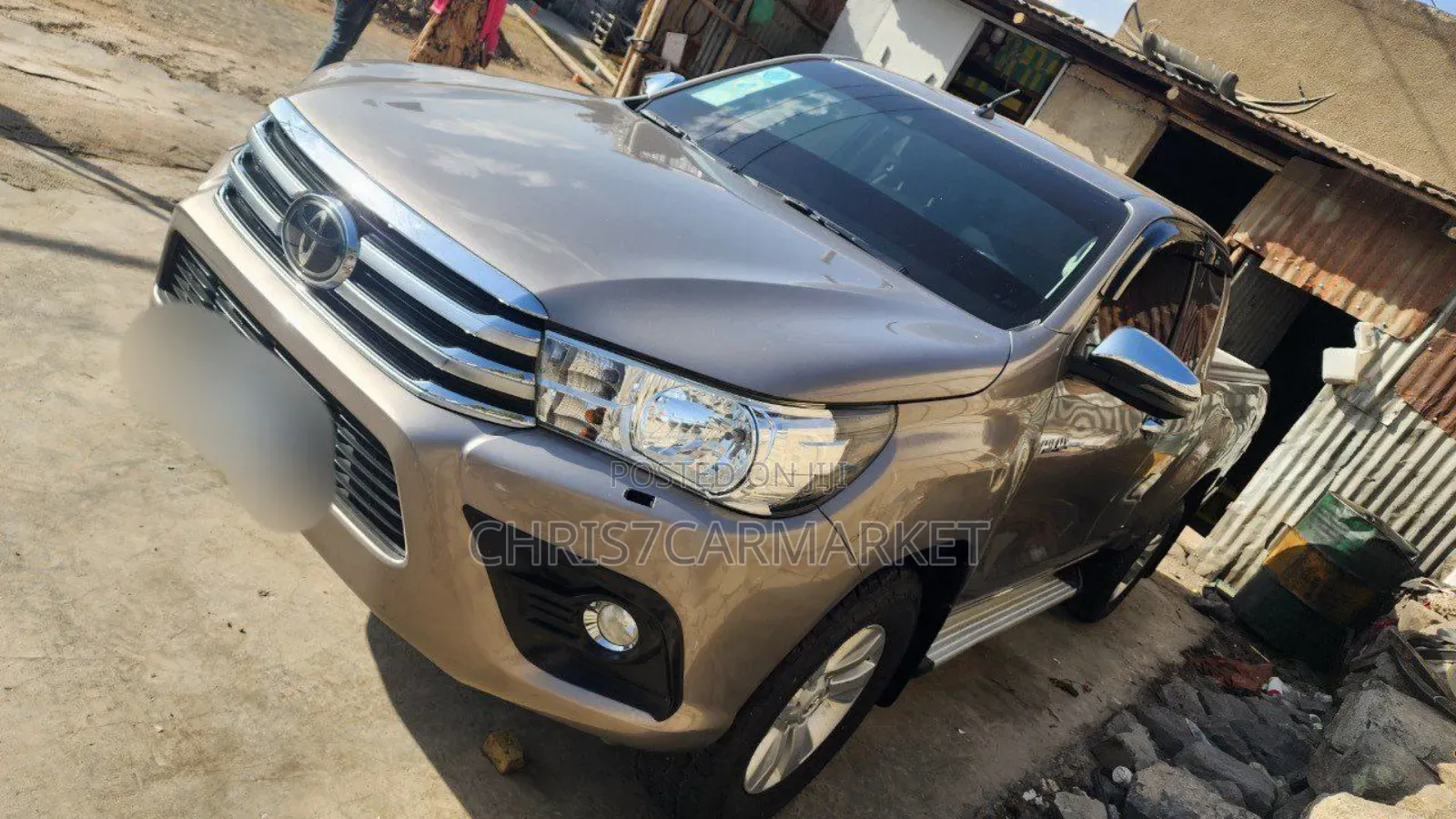 Toyota Hilux Revo Smart Cab Deisel 2.4 RWD 2019 Gold