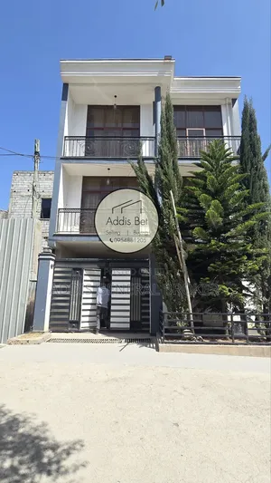 5bdrm House in Bulbula, Bole for sale