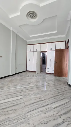 5bdrm House in Bulbula, Bole for sale