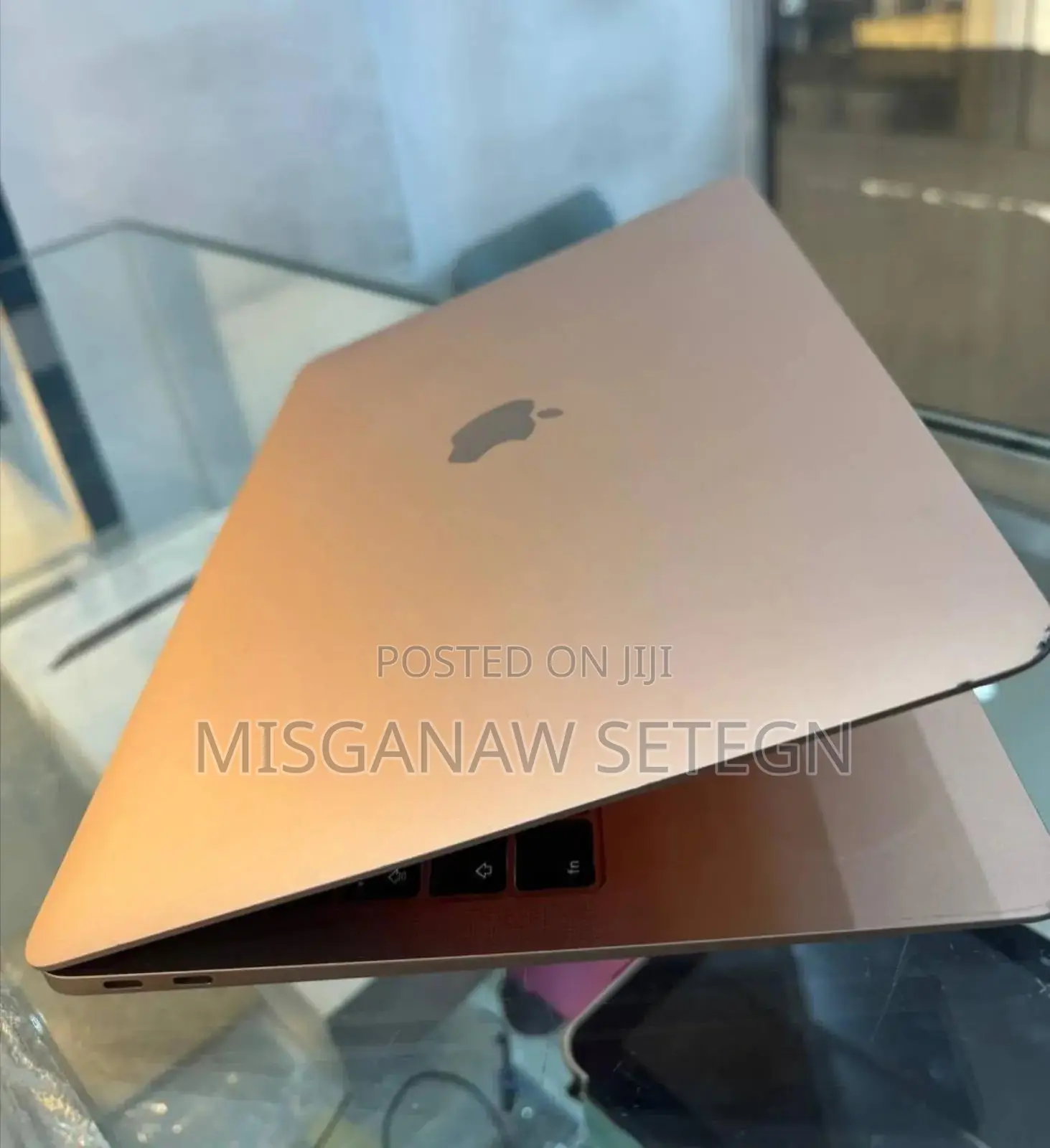 New Laptop Apple MacBook Air 2019 8GB Intel Core I5 SSD 256GB