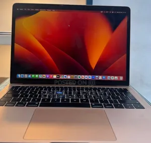 New Laptop Apple MacBook Pro 2019 8GB Intel Core I5 SSD 256GB