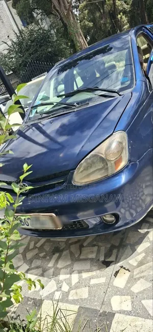 Toyota Platz 2005 Blue