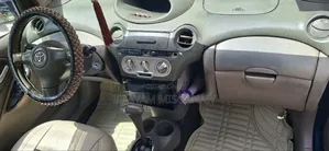 Toyota Platz 2005 Blue
