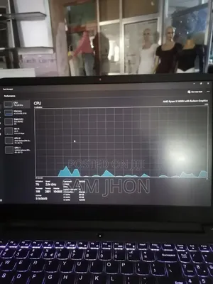 Laptop Lenovo Ideapad 3 32GB AMD Ryzen 5 SSD 1T
