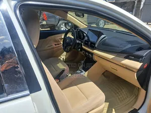 Toyota Yaris 2016 White