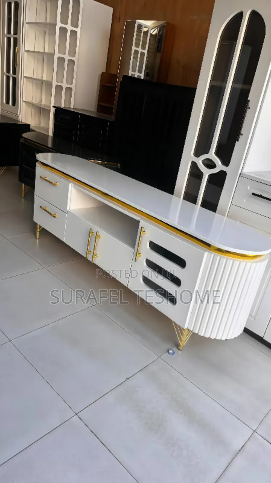 የሚያምሮ የቲቪ ማስቀመጫ – Epoxy-Made Tv Stands