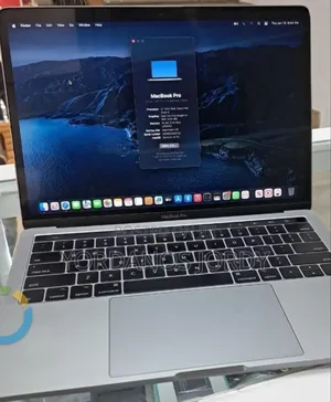 New Laptop Apple MacBook Pro 2017 16GB Intel Core I5 SSD 256GB