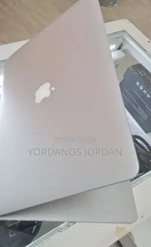 New Laptop Apple MacBook Pro 2014 16GB Intel Core i7 SSD 256GB