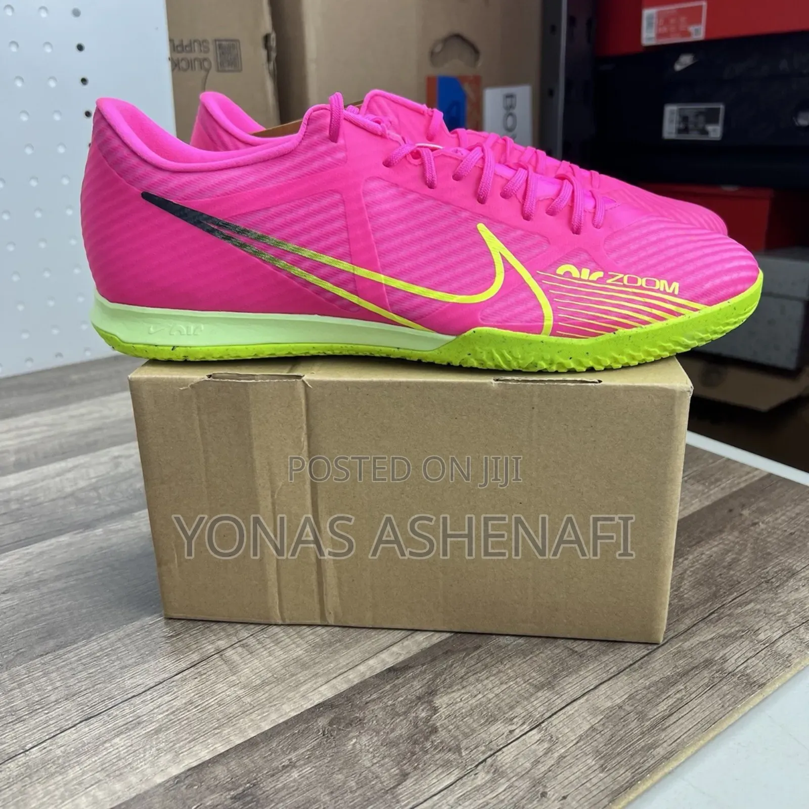 The Nike Mercurial Zoom Vapor 15 Academy Indoor Soccer , "Pink /Volt"