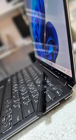 New Laptop HP Spectre X360 16GB Intel Core I7 SSD 1T