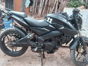 Bajaj Pulsar NS 200 2017 Black