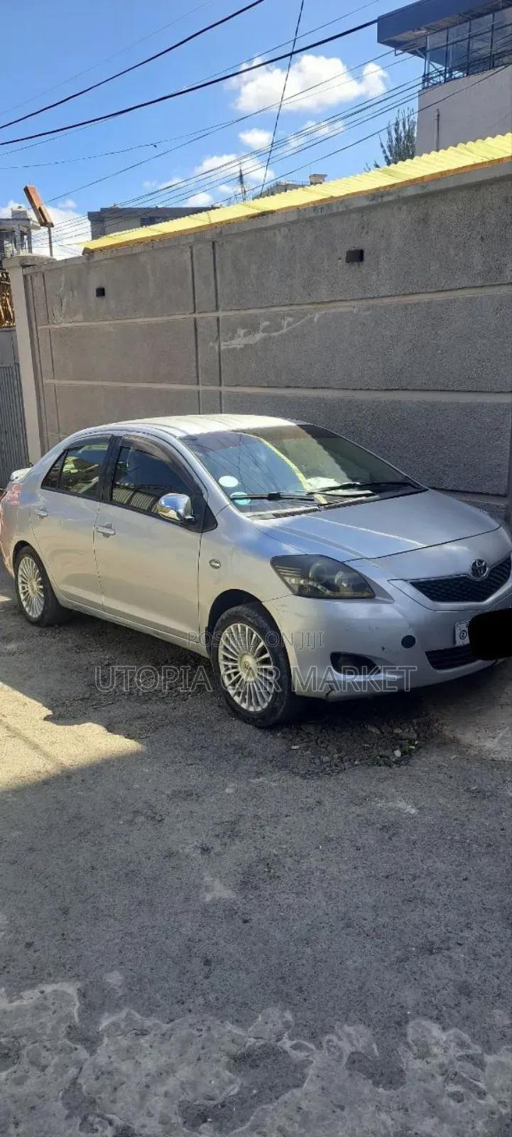 Toyota Yaris 2010 Silver