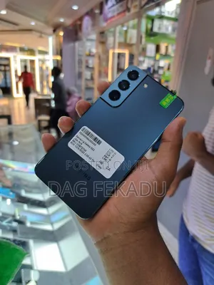 New Samsung Galaxy S22 5G 256 GB Green