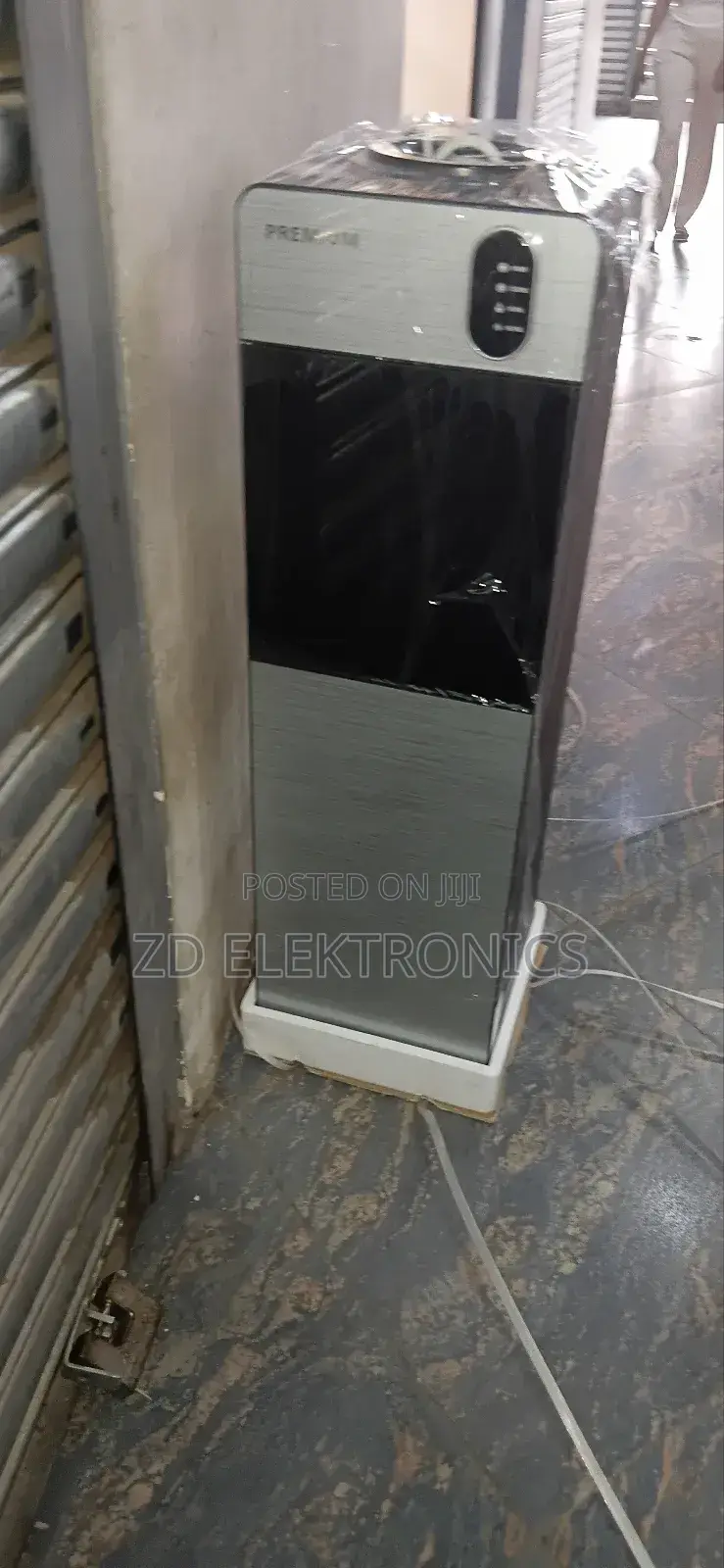 Premium Water Dispenser