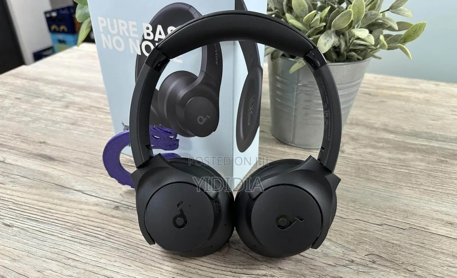 Soundcore Q20i – Pure Bass. Pure Silence.