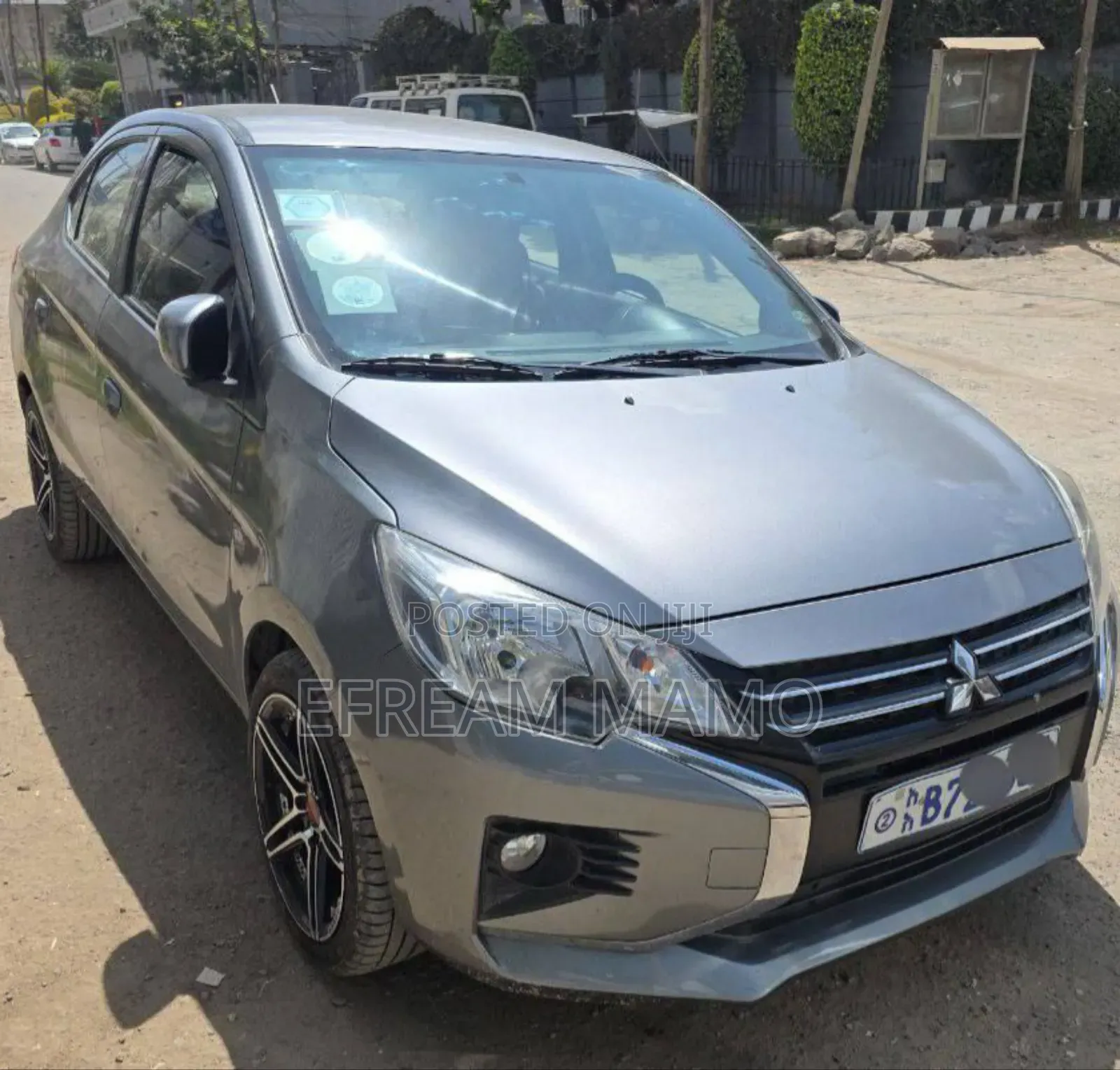 Mitsubishi Attrage 2021 Silver