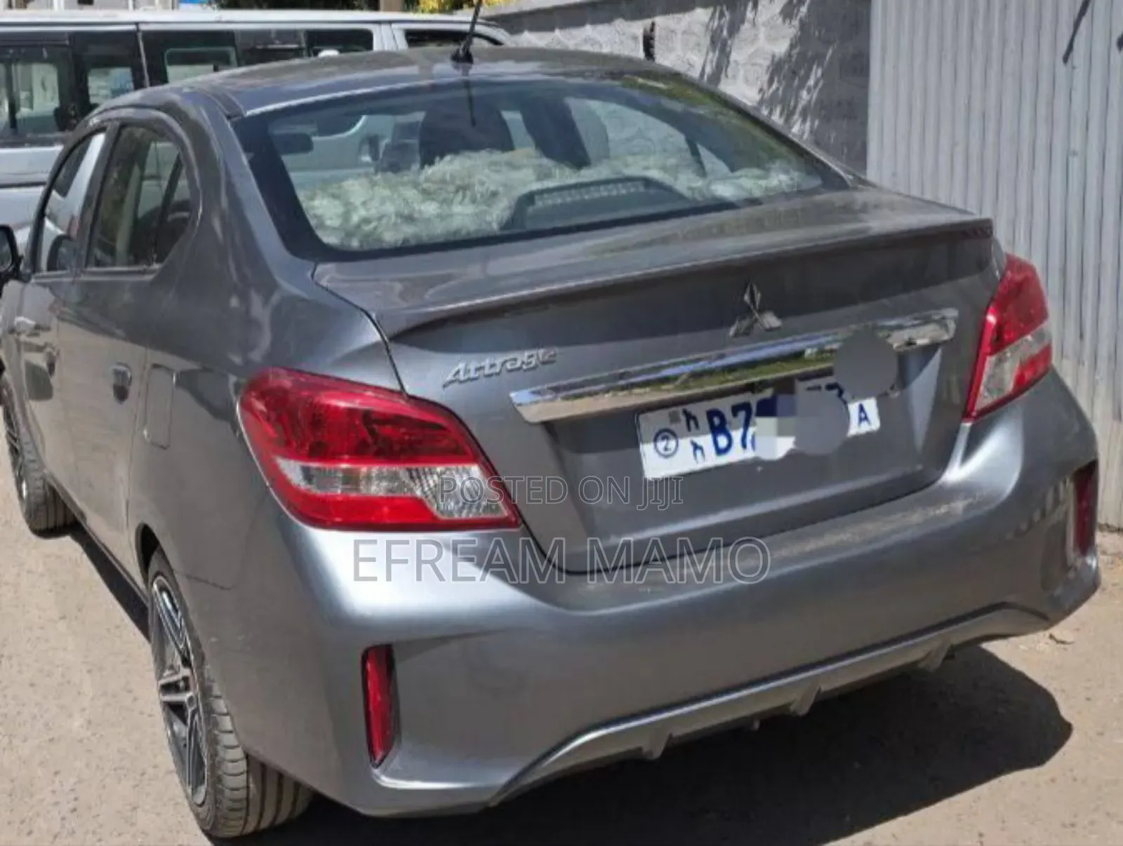 Mitsubishi Attrage 2021 Silver