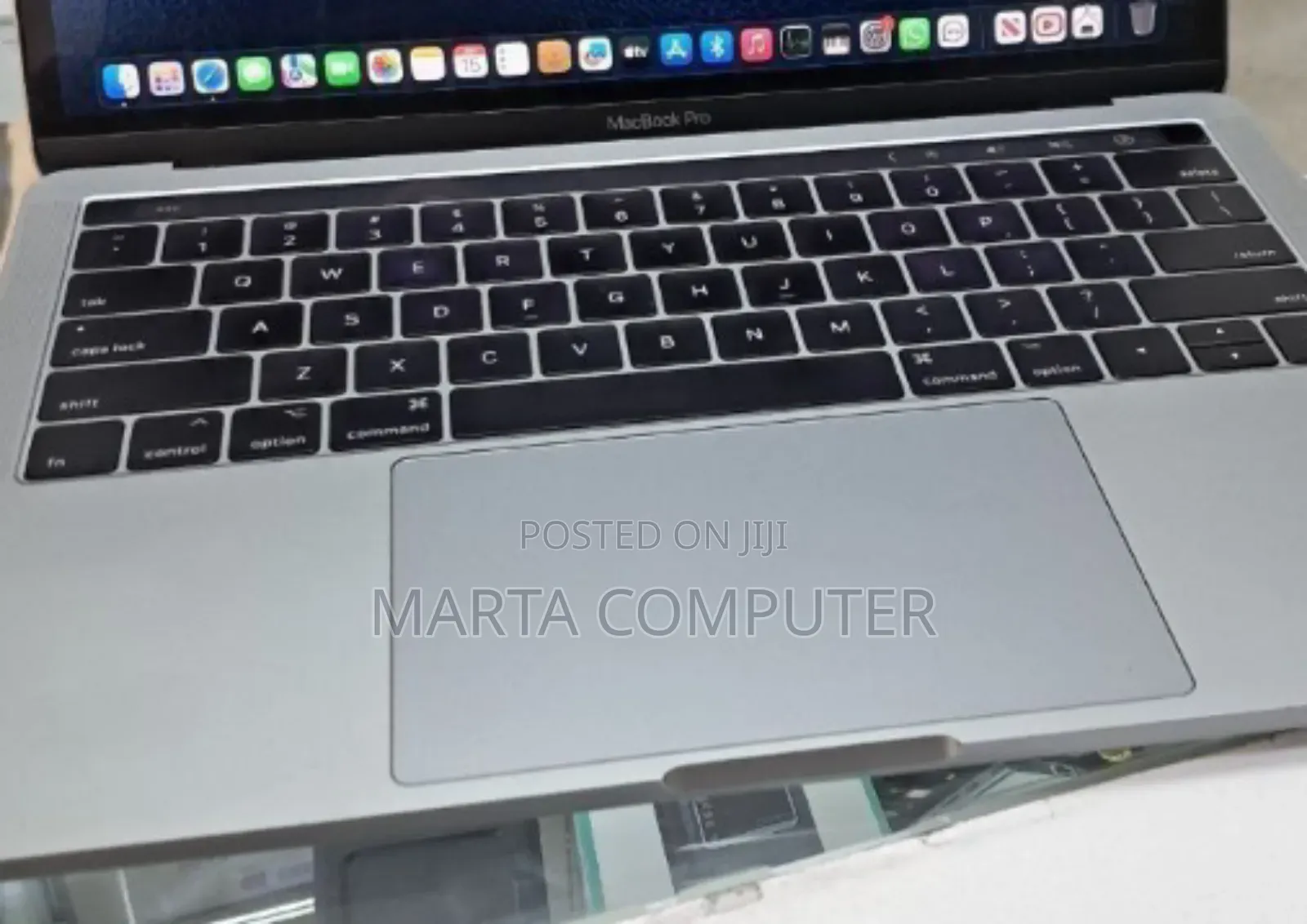 New Laptop Apple MacBook Pro 16GB Intel Core I5 SSD 256GB