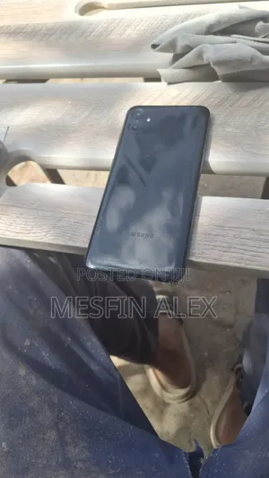 Samsung Galaxy M04 64 GB Black