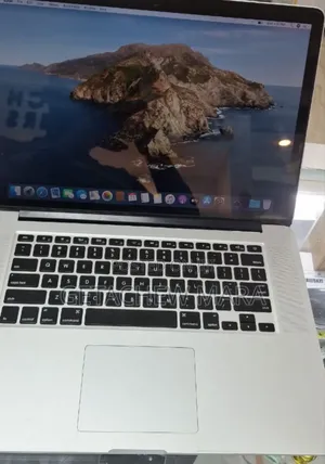 New Laptop Apple MacBook 2014 16GB Intel Core I7 SSD 256GB