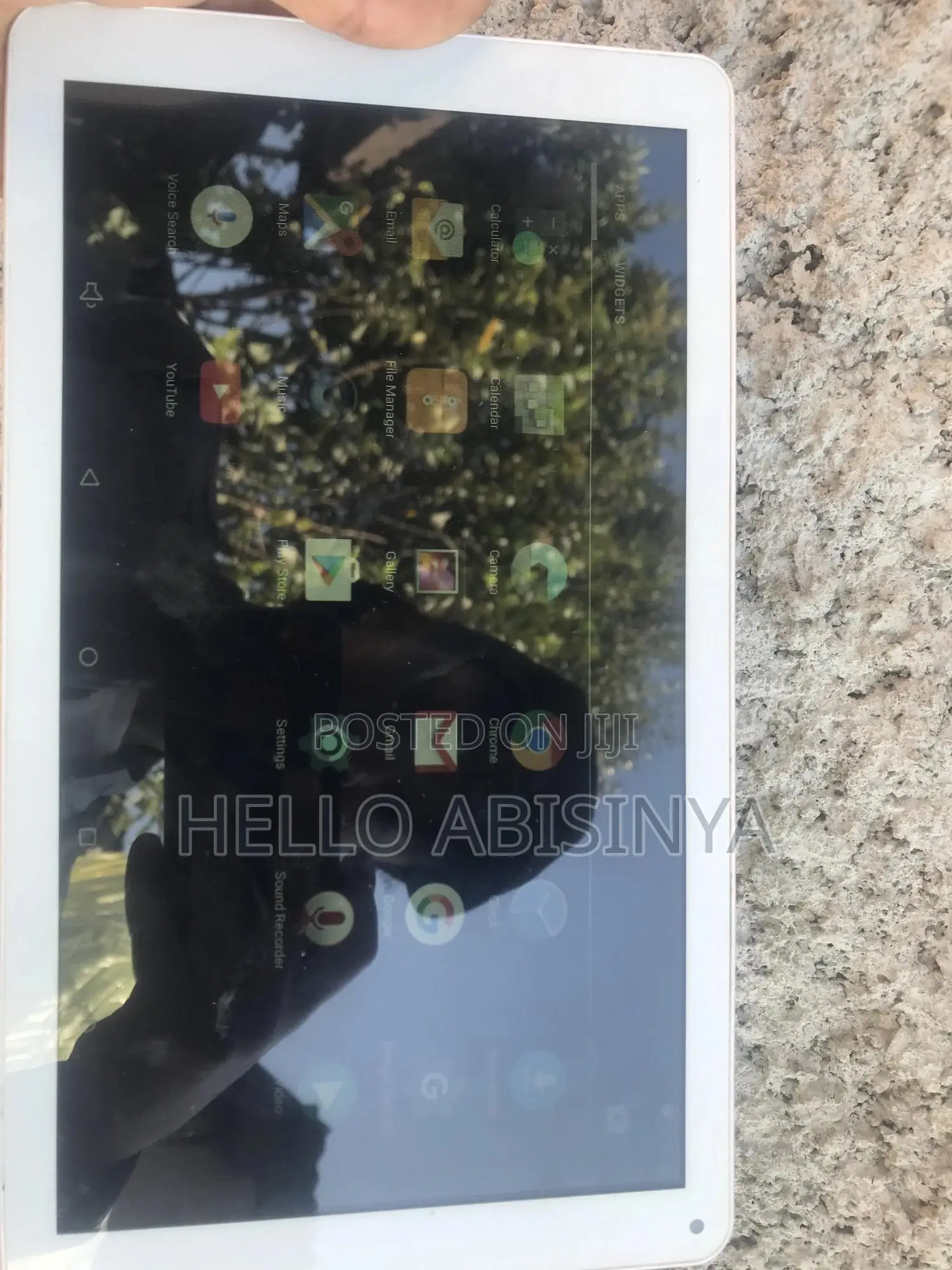 Modio M12 16 GB White