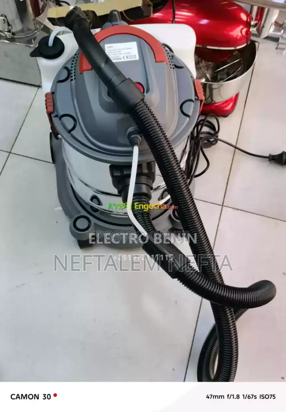 Light 4 in Carpet Vacuum Cleaner