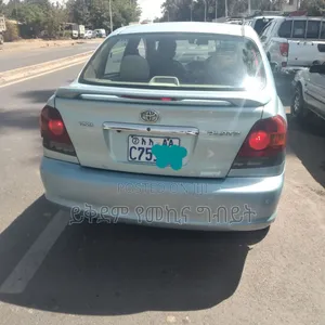 Toyota Platz 1.0 FWD 2005 Blue