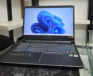 New Laptop Acer Predator Helios 300 16GB Intel Core I7 SSD 1T