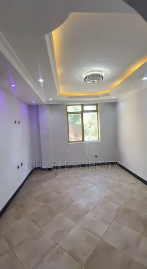 3bdrm House in Clean Property, Bole for rent
