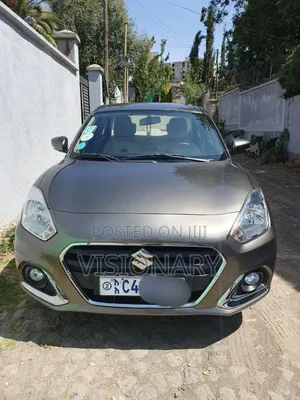 Suzuki Dzire 2022 Silver