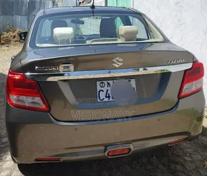 Suzuki Dzire 2022 Silver