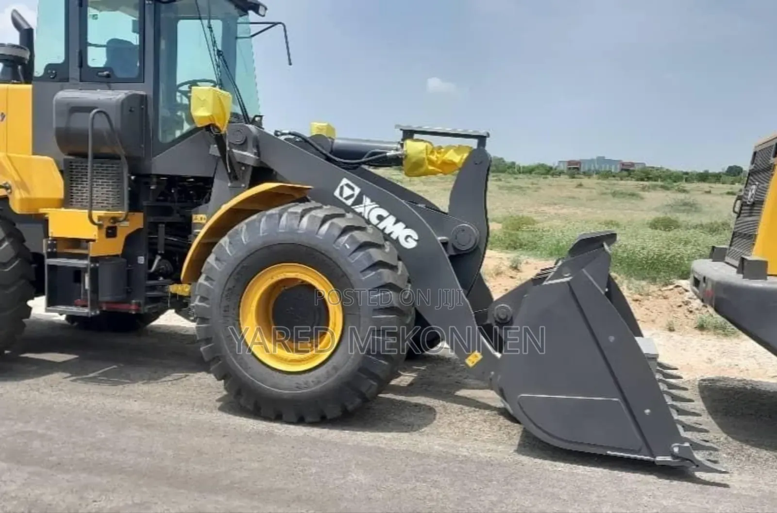 Develon Excavatot With 20/80,70/30/50/50 Bank Option