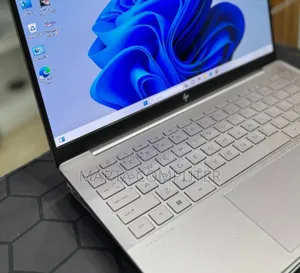 New Laptop HP Pavilion 13 16GB Intel Core I7 SSD 1T