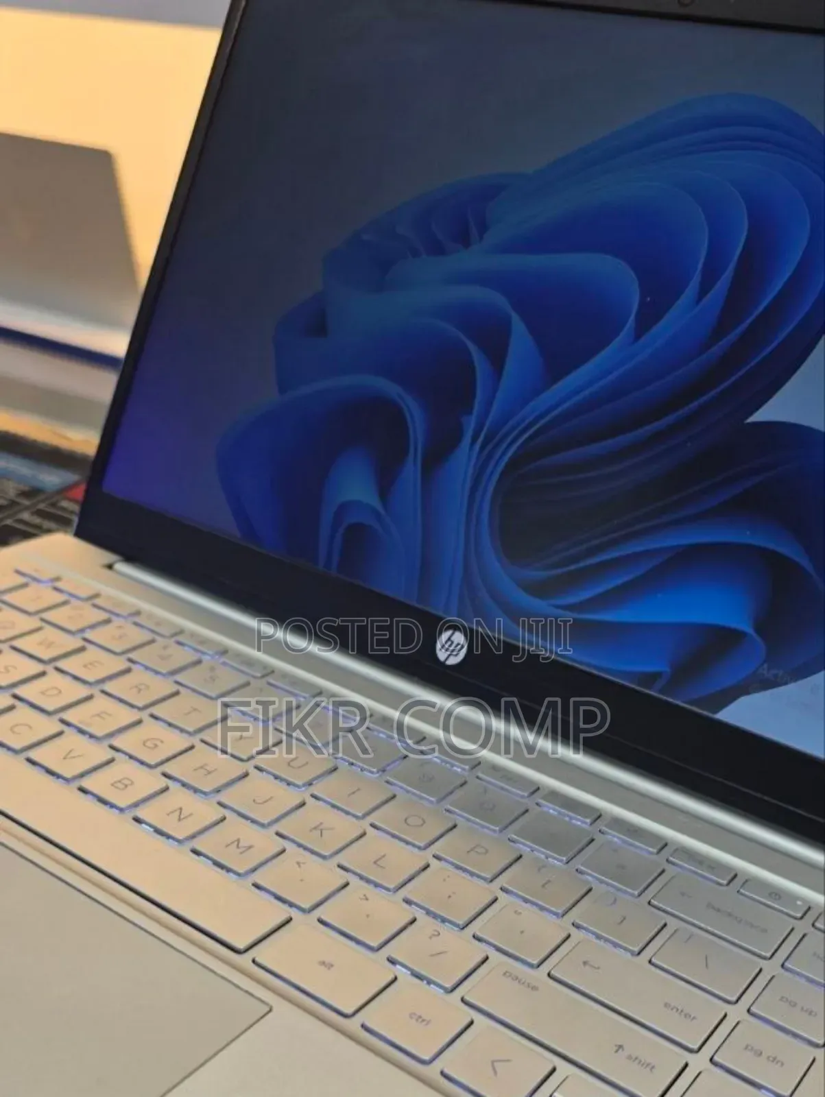 New Laptop HP Pavilion 10 16GB Intel Core I7 SSD 512GB