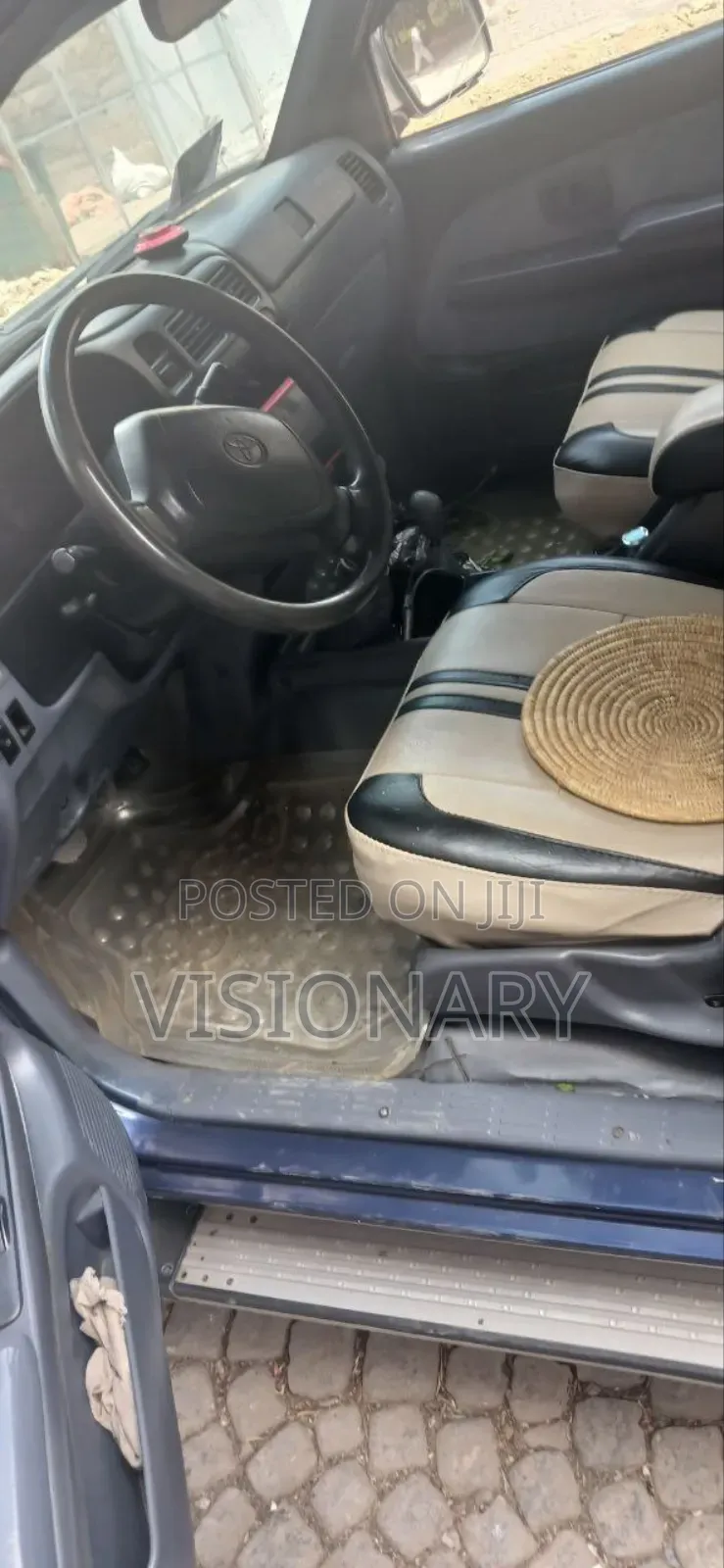 Toyota Hilux 2000 Blue