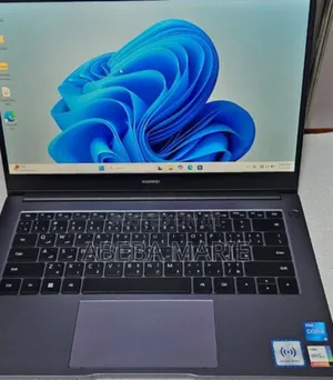 New Laptop Huawei Matebook D 15 8GB Intel Core I7 SSD 512GB