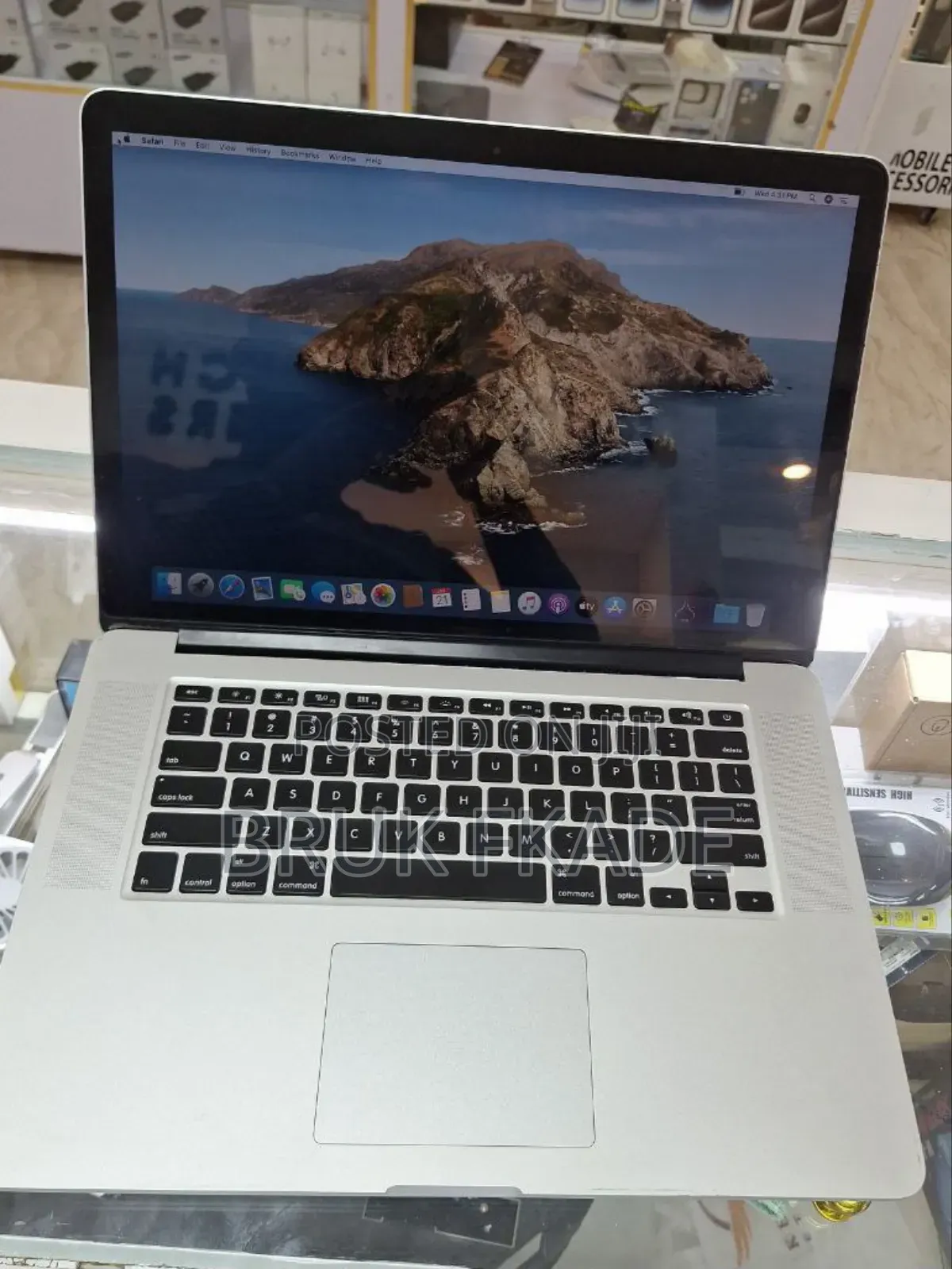 New Laptop Apple MacBook Pro 2014 16GB Intel Core I7 SSD 256GB
