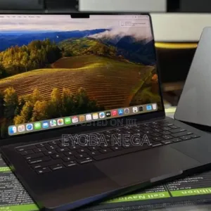 New Apple MacBook Pro 2023 M3 Max 14-Inch 64GB Apple M3 Max SSD 1T