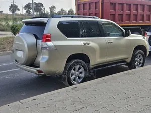 Toyota Land Cruiser Prado 2.8 D-4D 2015 Gold