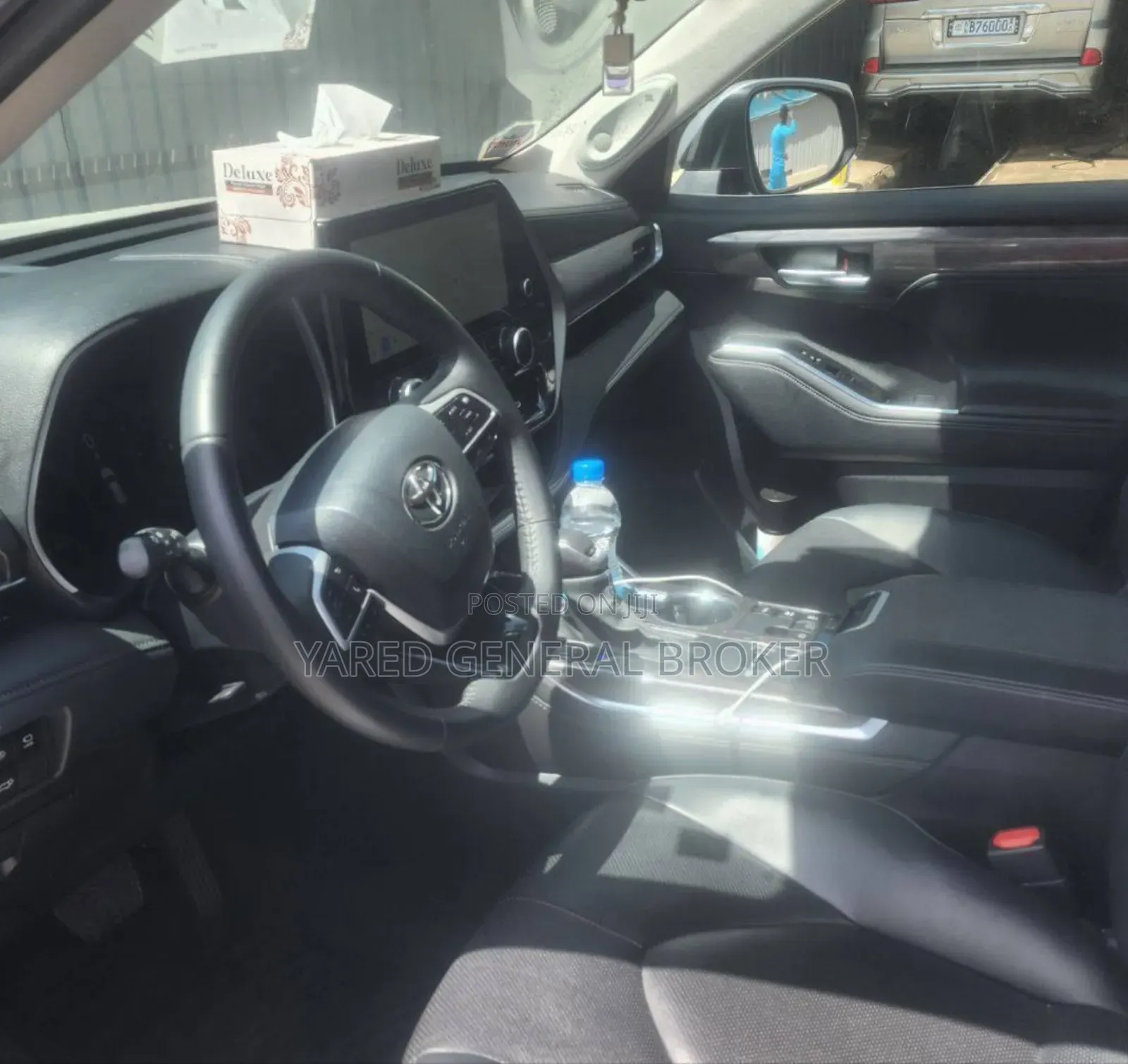 Toyota Highlander Hybrid 2024 Silver